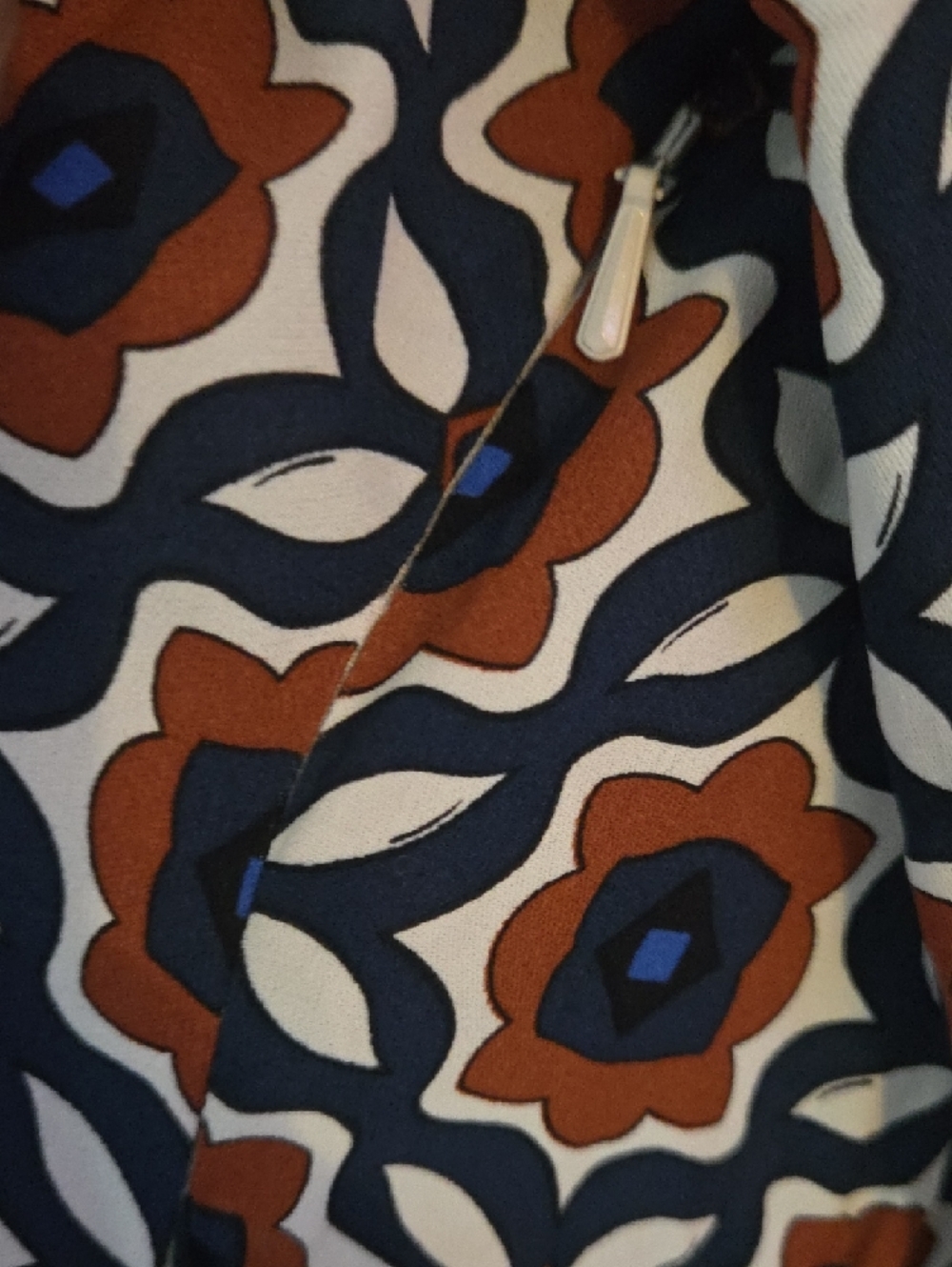 MaxMara Navy and Rust Geometric Long-Sleeve Shirt Dress - Picture 9 of 10